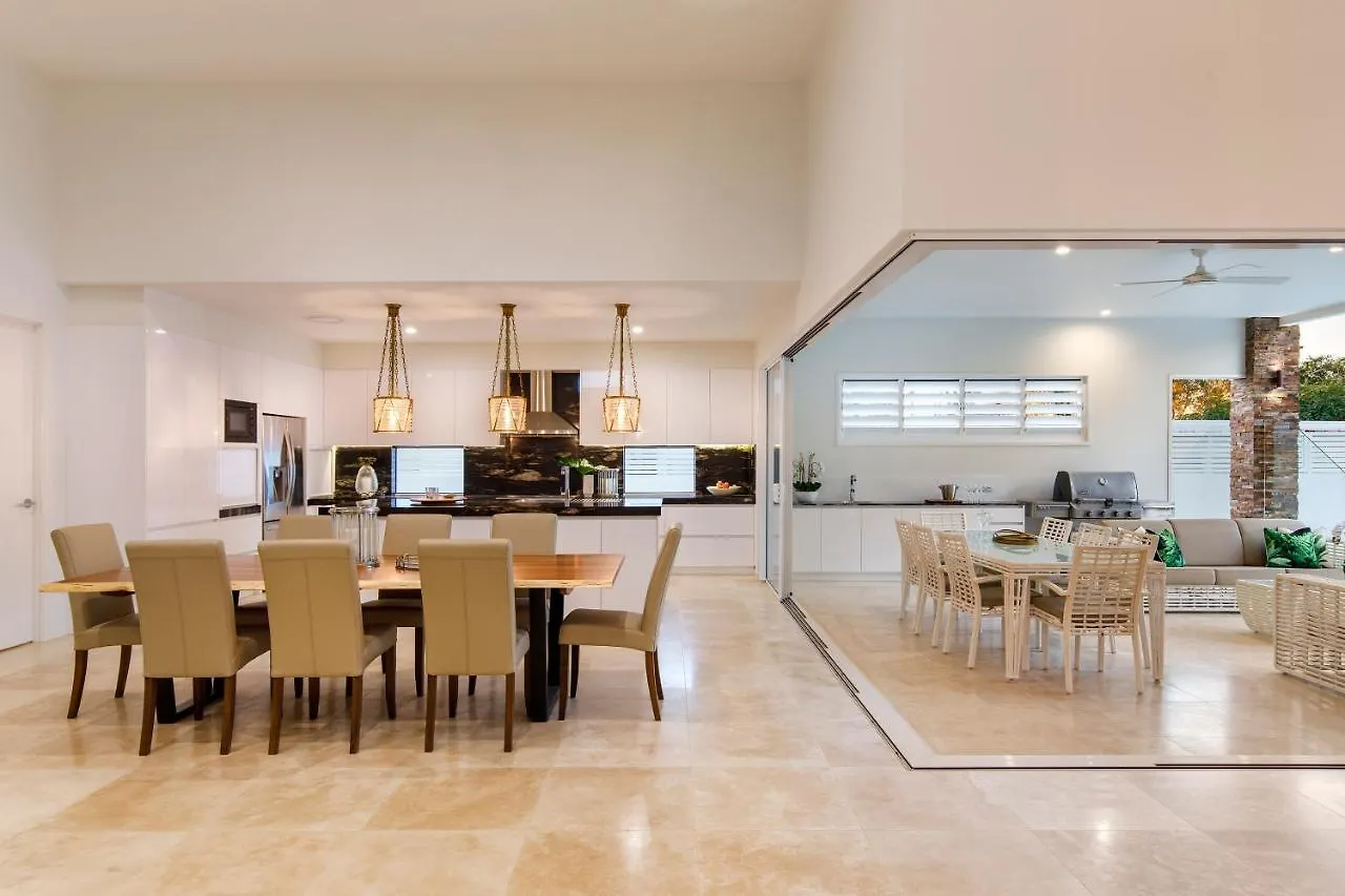Exquisite Riverside Living, Noosaville Australia